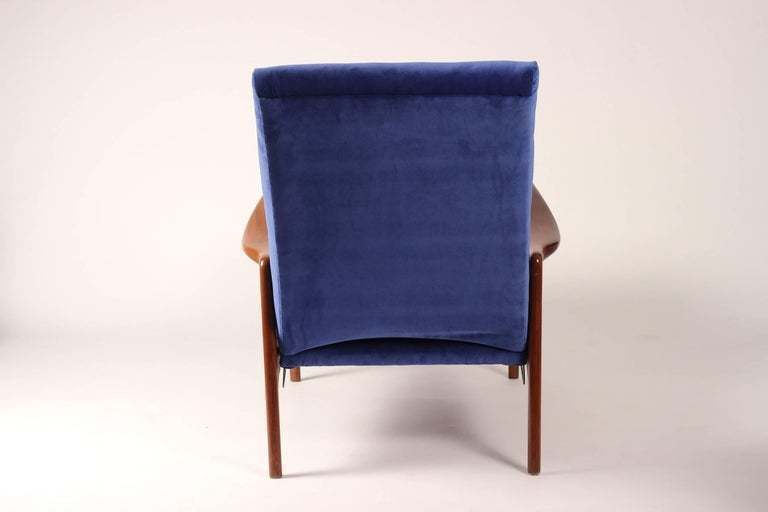 Mid Century Modern Reclining Lounge Chair By Greaves And Thomas photo buy