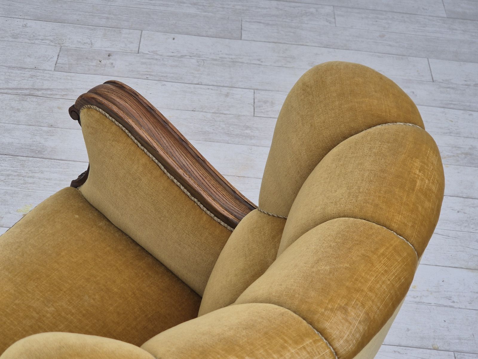 1960s, Danish Relax Armchair, Yellow Honning Furniture Velour, Oak Wood, Original. photo vinterior