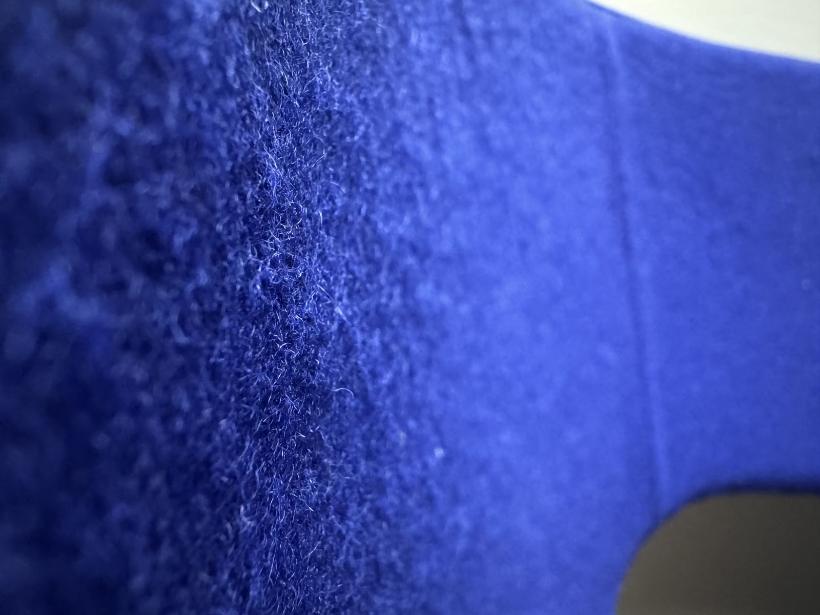 Ron Arad For Moroso Style Chair – Sculptural Modernist Design In Electric Blue photo 250.0