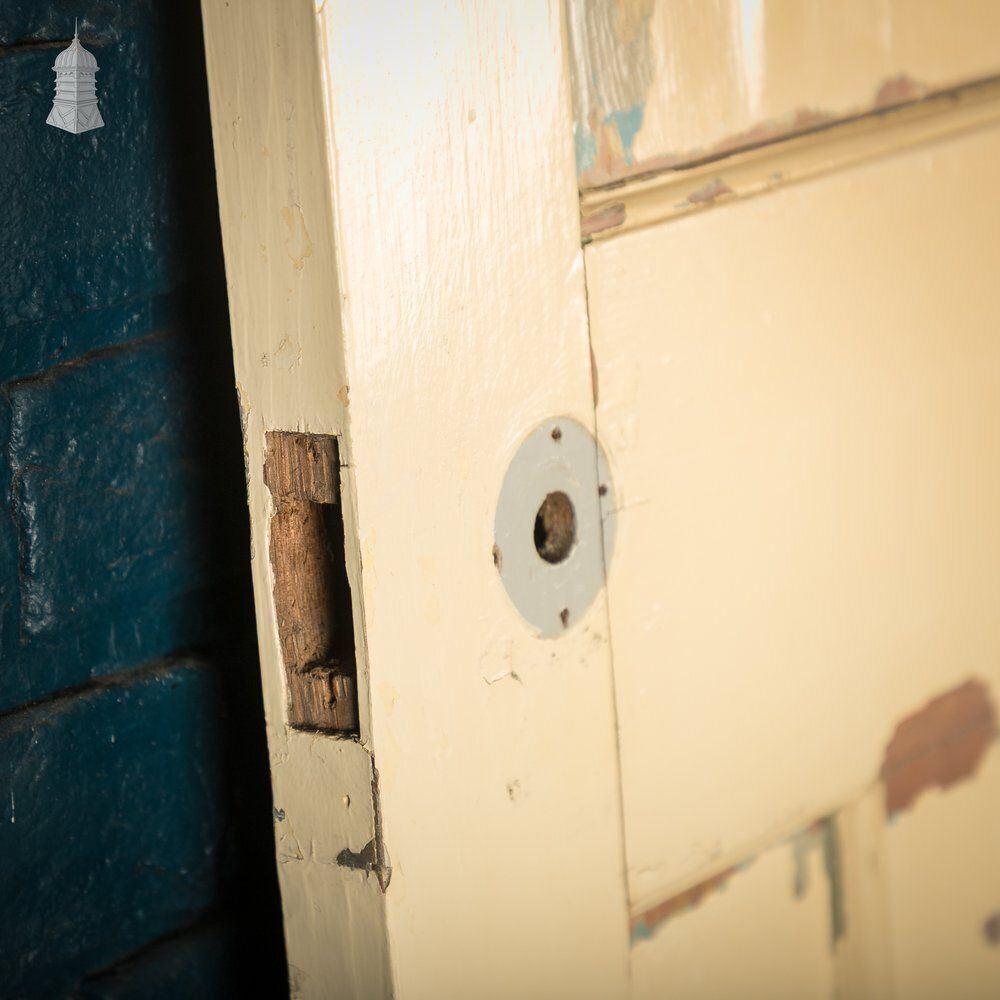 1930s Style Door, 4 Moulded Panels photo 144.0