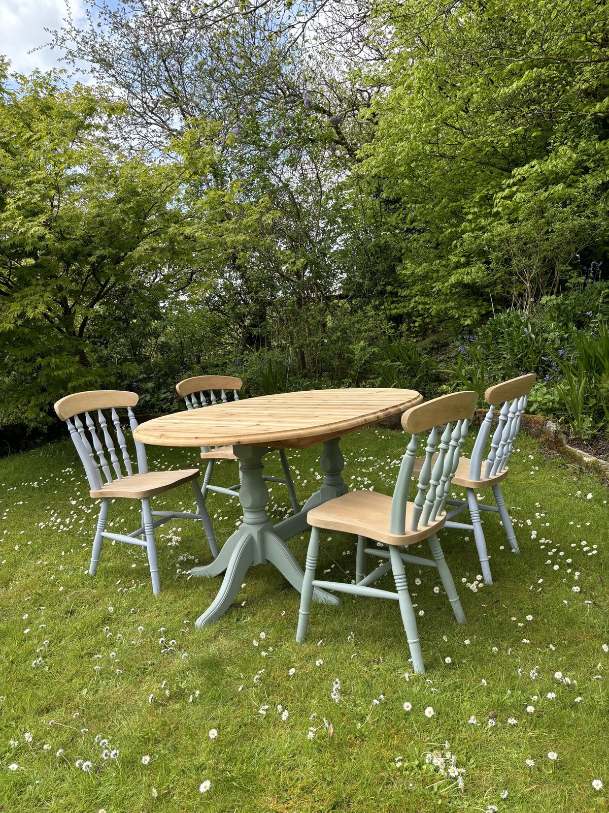 Rustic Kitchen Table And Chairs