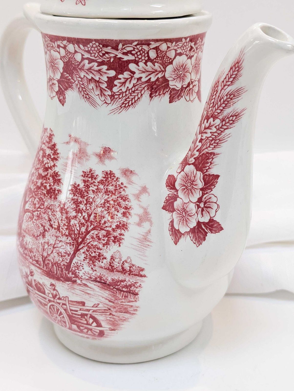 Vintage J Broadhurst From "The Constable Series Bicentennial "1776   1976" Pink & White Coffee Pot, Tea Pot, Antique. photo buy