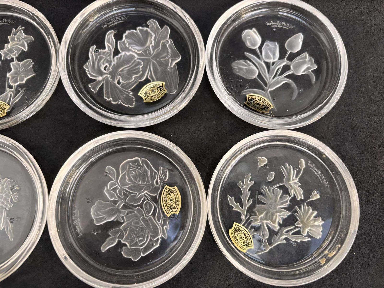 Set Of 6 Crystal Coasters From Val Saint Lambert Made In Belgium, Intaglio Crystal Flowers Crystal Cut, Crystal Relief, Bar Accessories photo vinterior