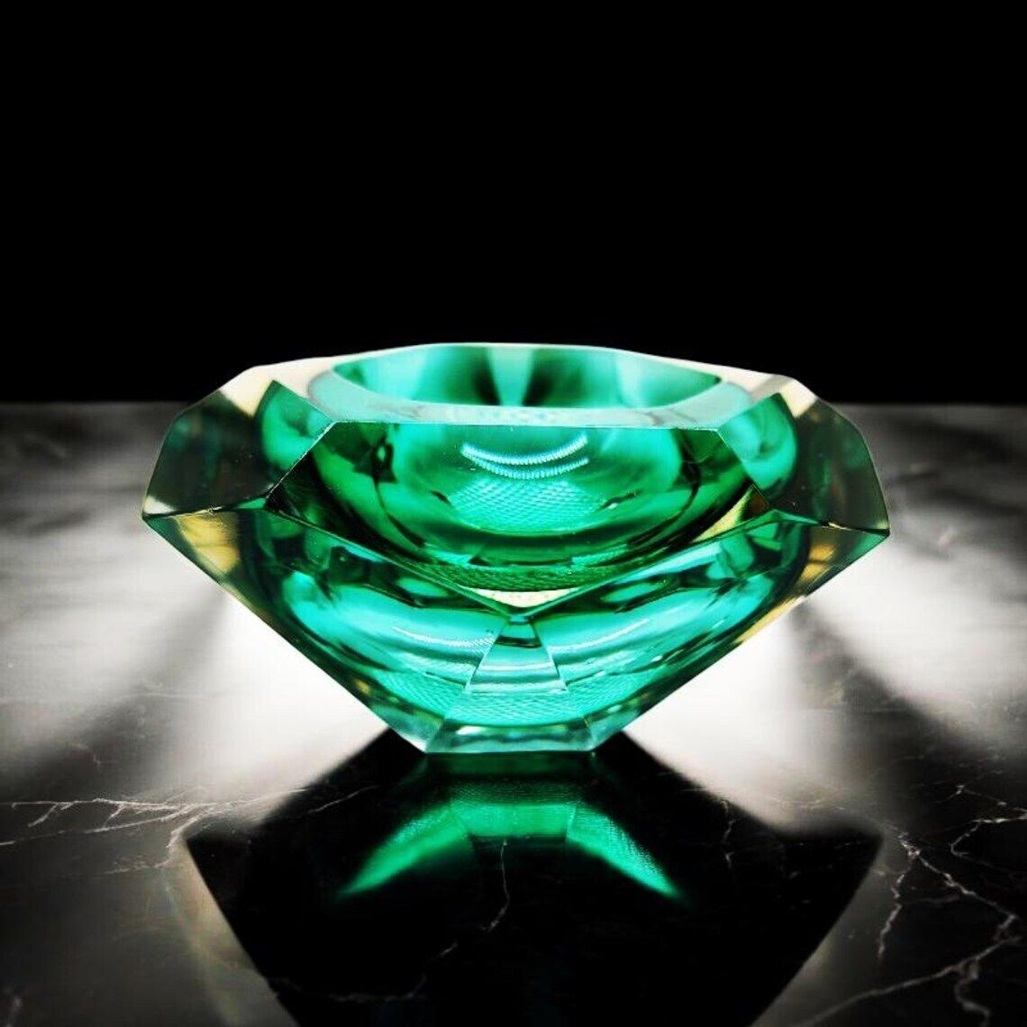 1960s Ashtray Or Catch All In Murano Glass By Flavio Poli For Seguso. Made In Italy.