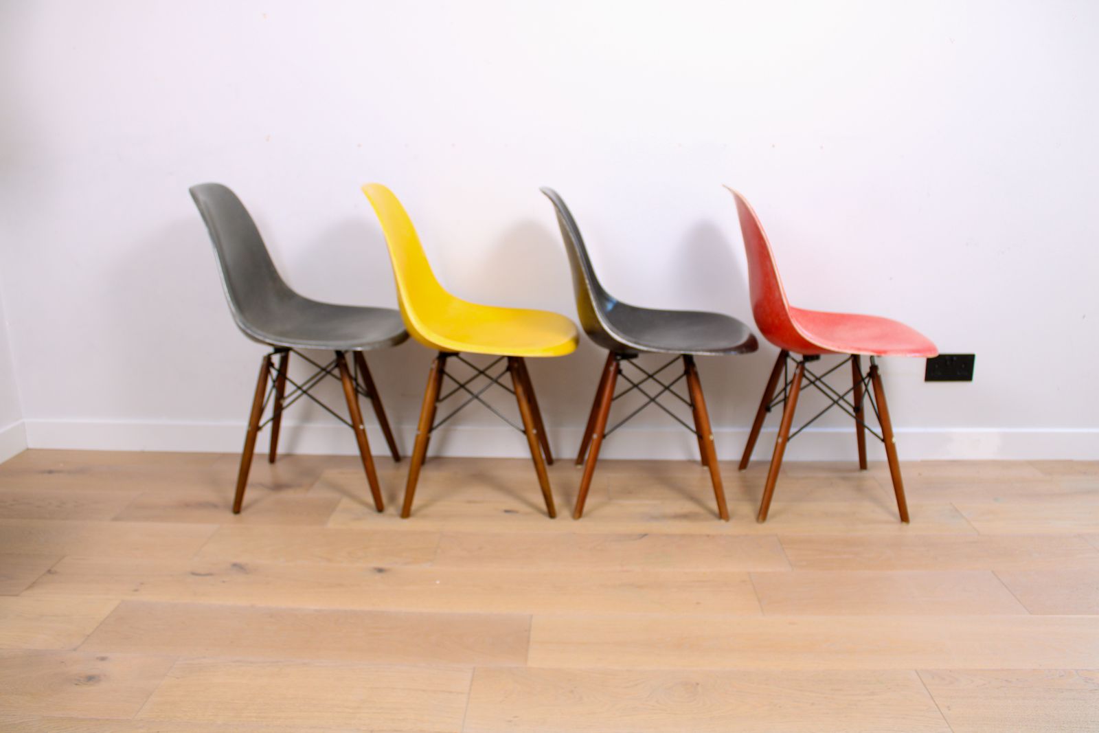 A Mixed (Harlequin) Set Of 8 Original Herman Miller Fiberglass Eames Dsw Chairs photo 3000.0