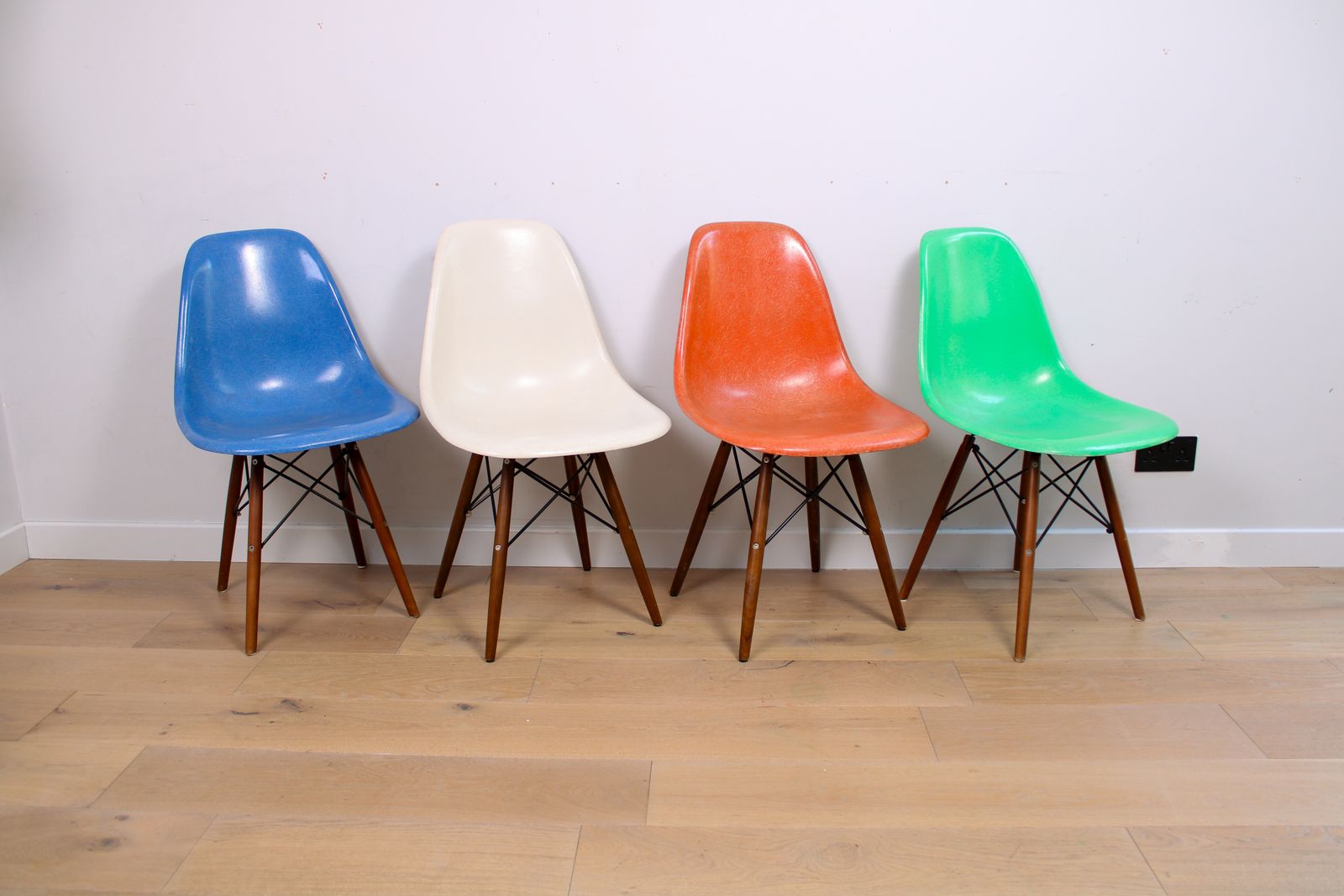 3000.0 A Mixed (Harlequin) Set Of 8 Original Herman Miller Fiberglass Eames Dsw Chairs photo
