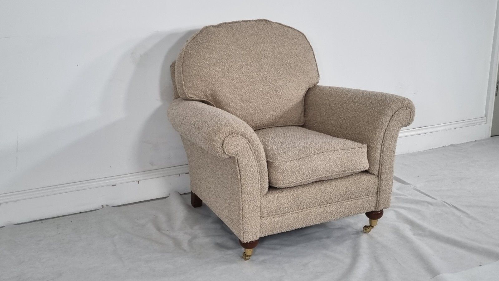 Duresta Wentworth Chair  In Honey Boucle Fabric Stunning Condition photo 720.0