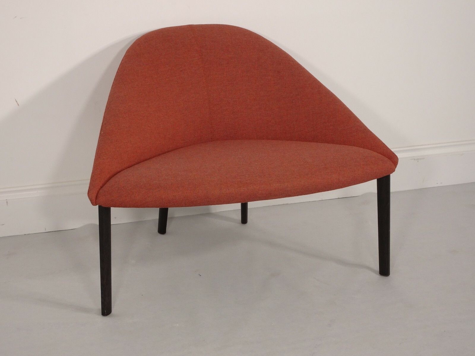 Furniture A Set Of 4 Arper Colina 4 Legged Lounge Chairs In Camira  Fabric photo