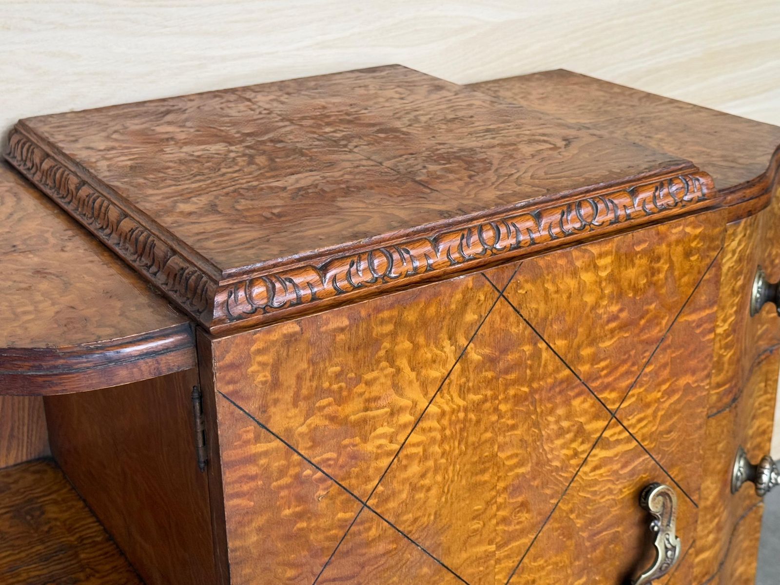 Pair Of Art Deco Side Cabinets Or Nightstands In Solid Walnut Burl photo vintage