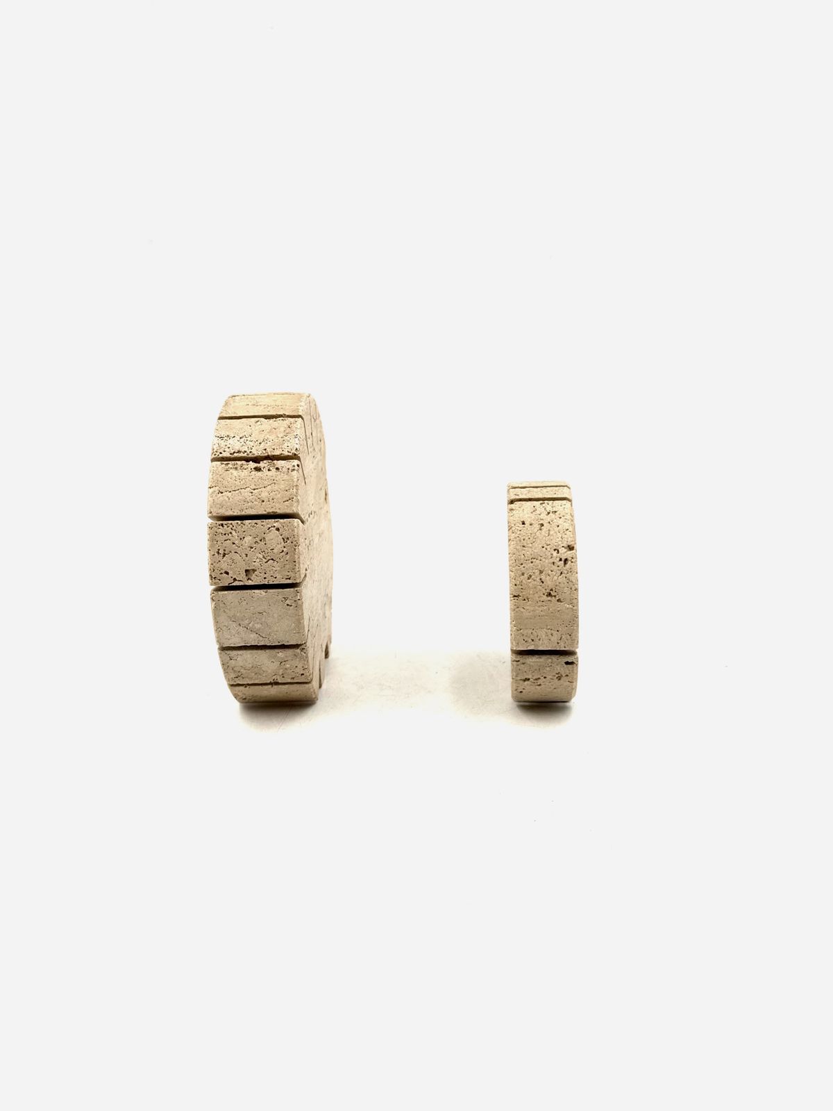 Travertine Figures Porcupine And Fish, Fratelli Mannelli, Italy 1970s photo vinterior