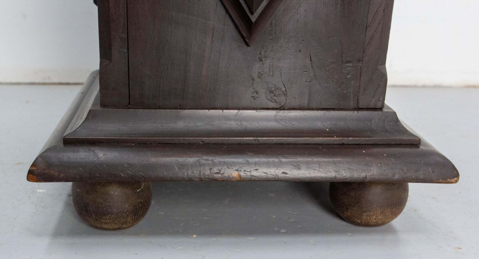 photo vintage Wine Press Screw Pedestals Plant Holder, French, 19th Century