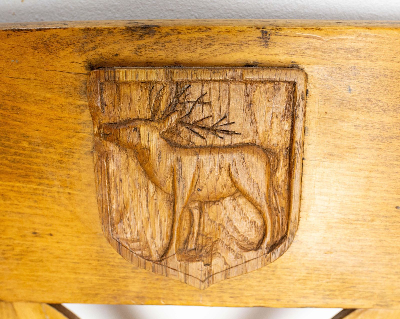 photo buy Set Of Four Massive Oak Chairs With Hunting Crests France, Mid 20th Century