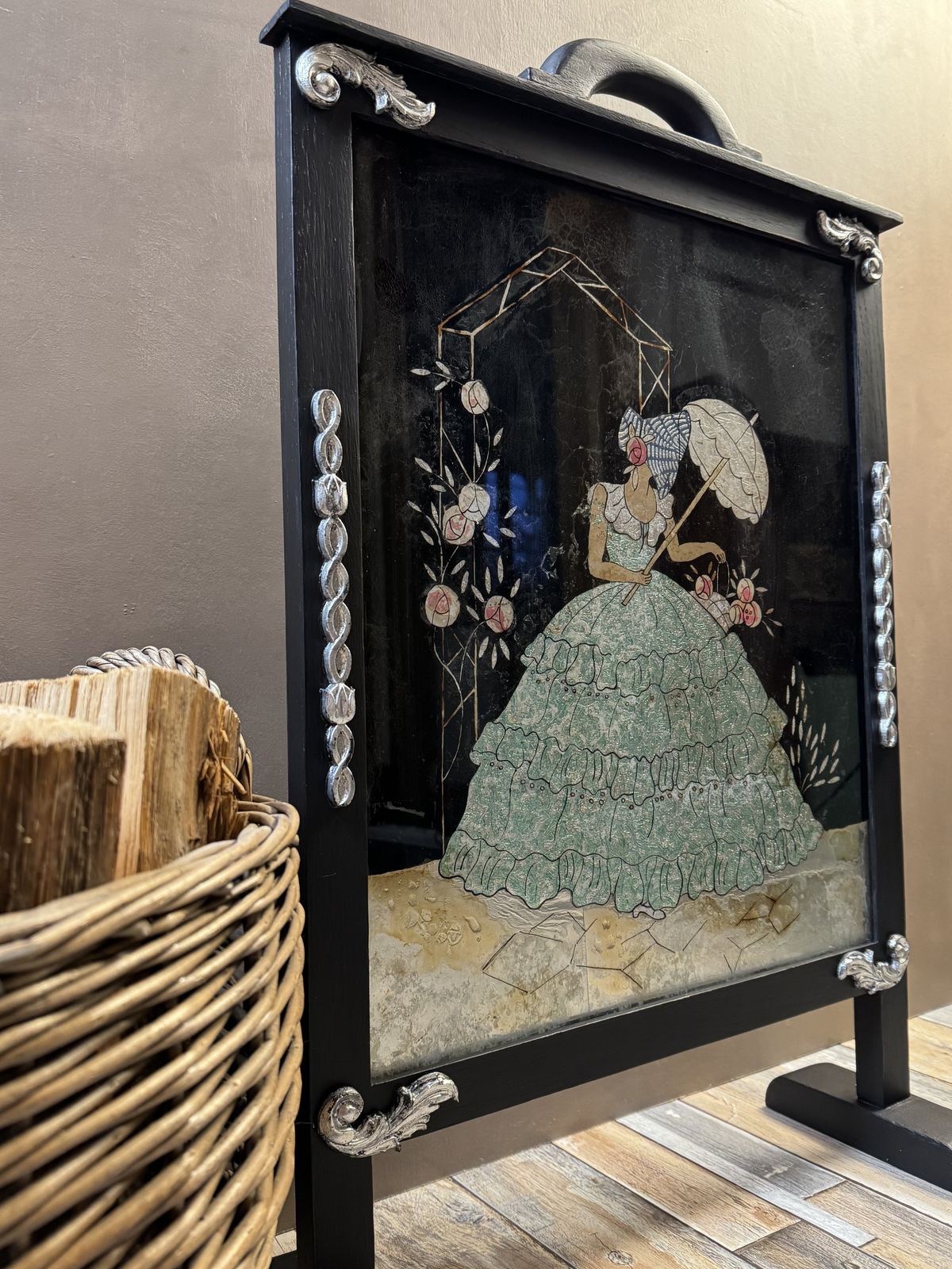 Elegant Glass Etching Fire Screen – Oak Frame With Silver Accents photo Home Fixtures