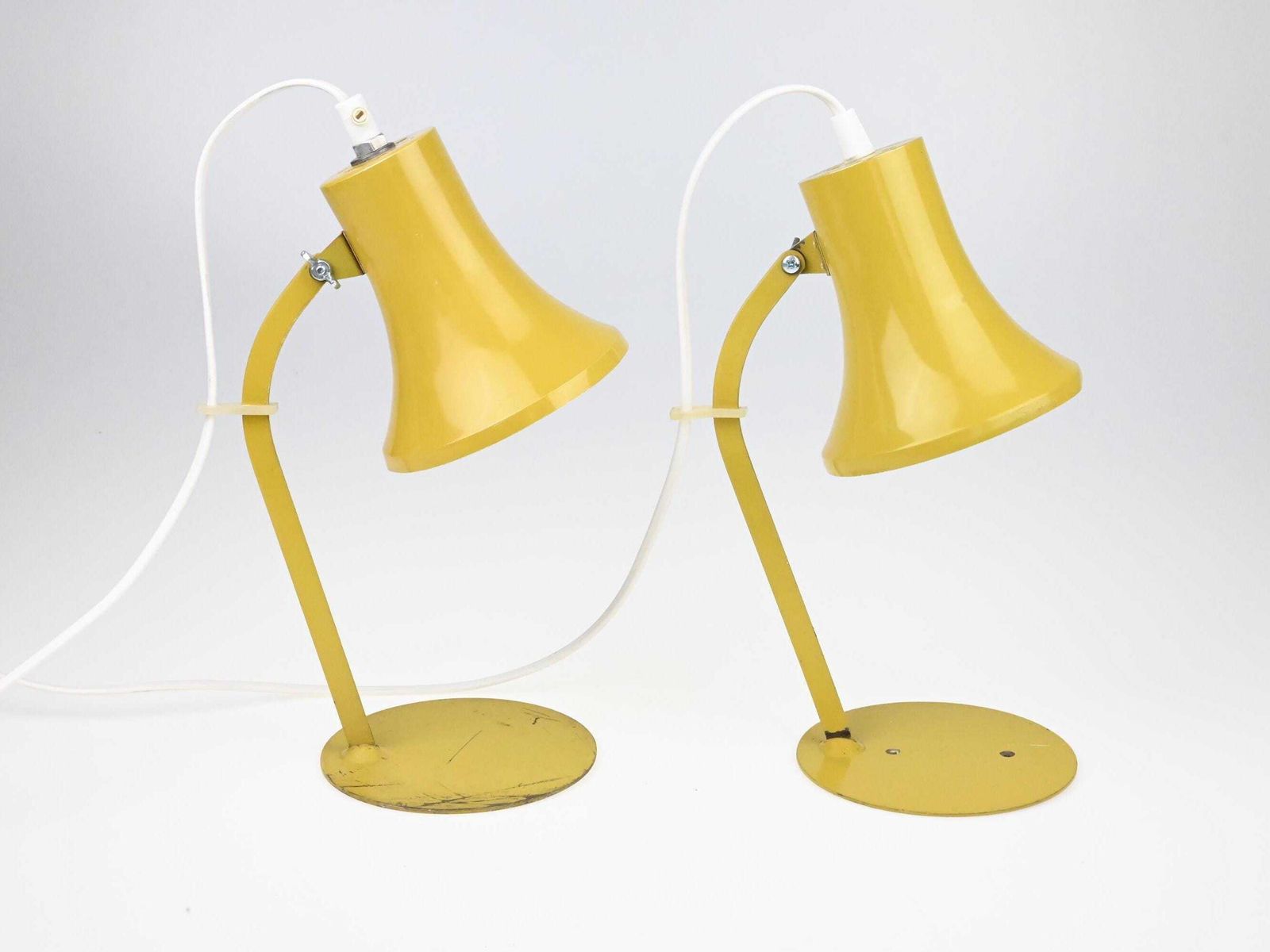Pair Of Vintage Beige Table Lamps, Pair Of Lamps, Pair Of Bedside Lamps, Bedside Lamps, Table Lamps, Mid Century Lamps, Vintage Lamps