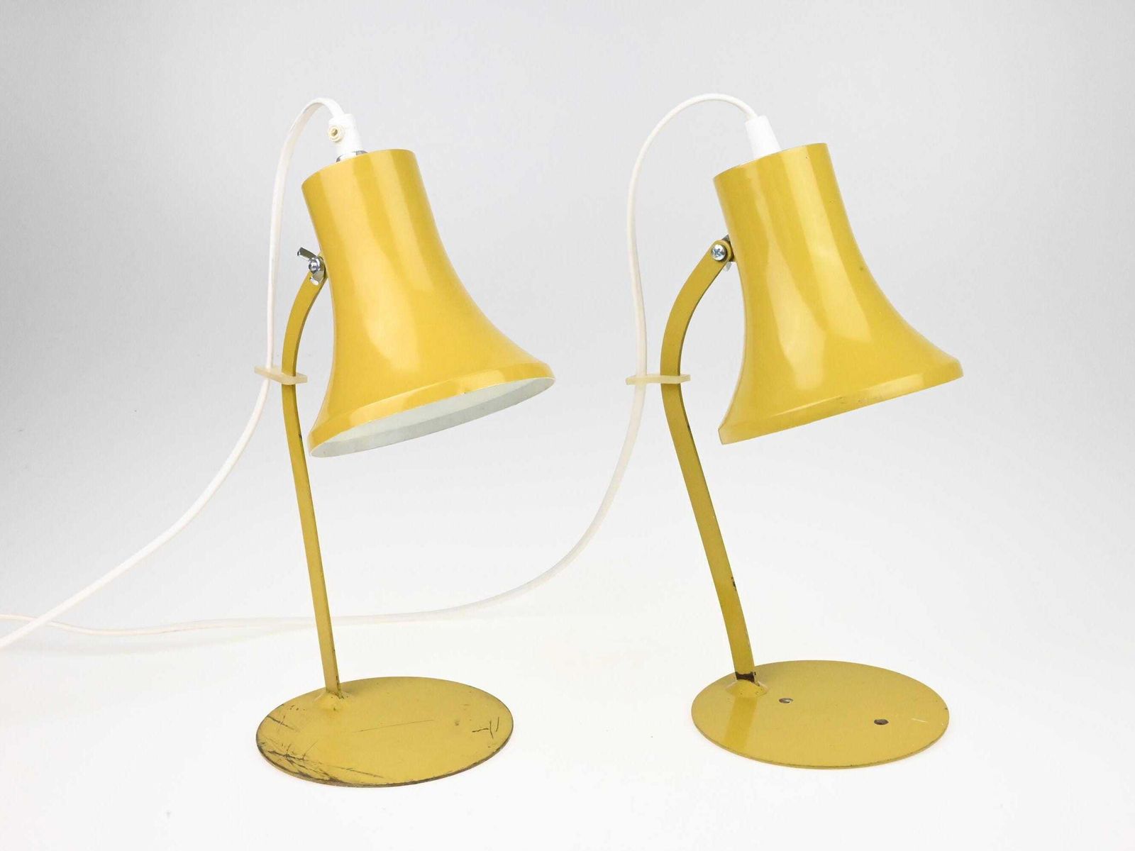 Pair Of Vintage Beige Table Lamps, Pair Of Lamps, Pair Of Bedside Lamps, Bedside Lamps, Table Lamps, Mid Century Lamps, Vintage Lamps photo furniture