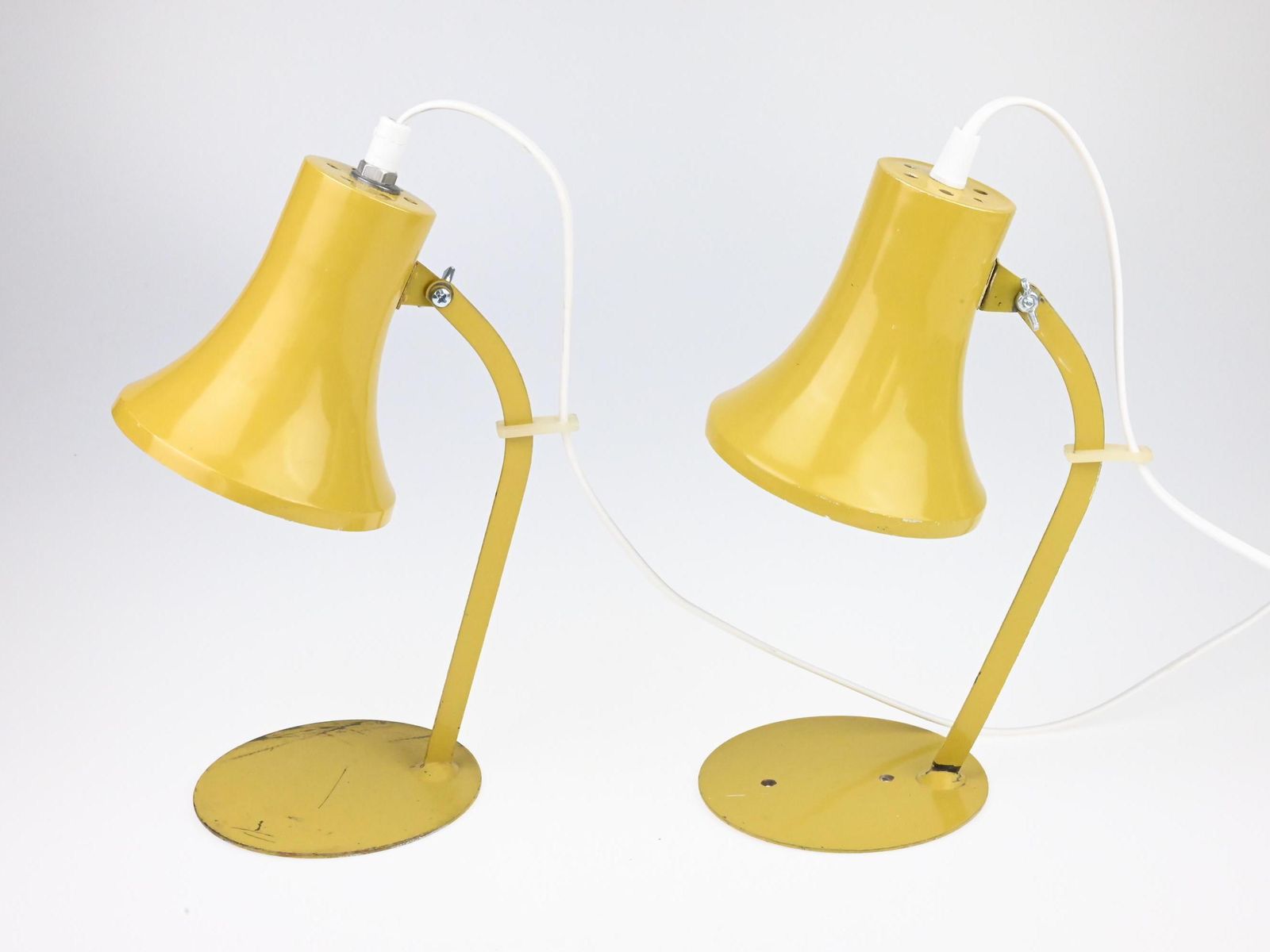 Pair Of Vintage Beige Table Lamps, Pair Of Lamps, Pair Of Bedside Lamps, Bedside Lamps, Table Lamps, Mid Century Lamps, Vintage Lamps photo 164.0