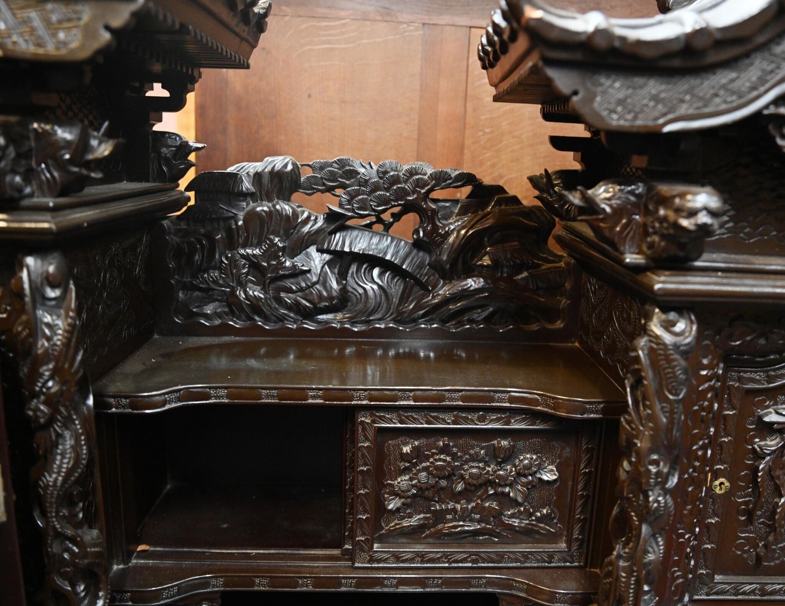 photo vinterior Japanese Carved Desk And Chair Set Hardwood Meije