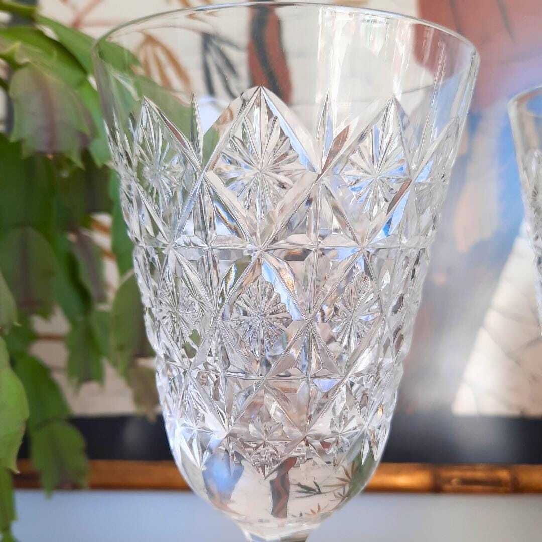Pair Of Stuart Crystal Connaught Pattern Large Wine Goblets H 7.5'' Discontinued Rare Wedding Wine Glasses photo vinterior