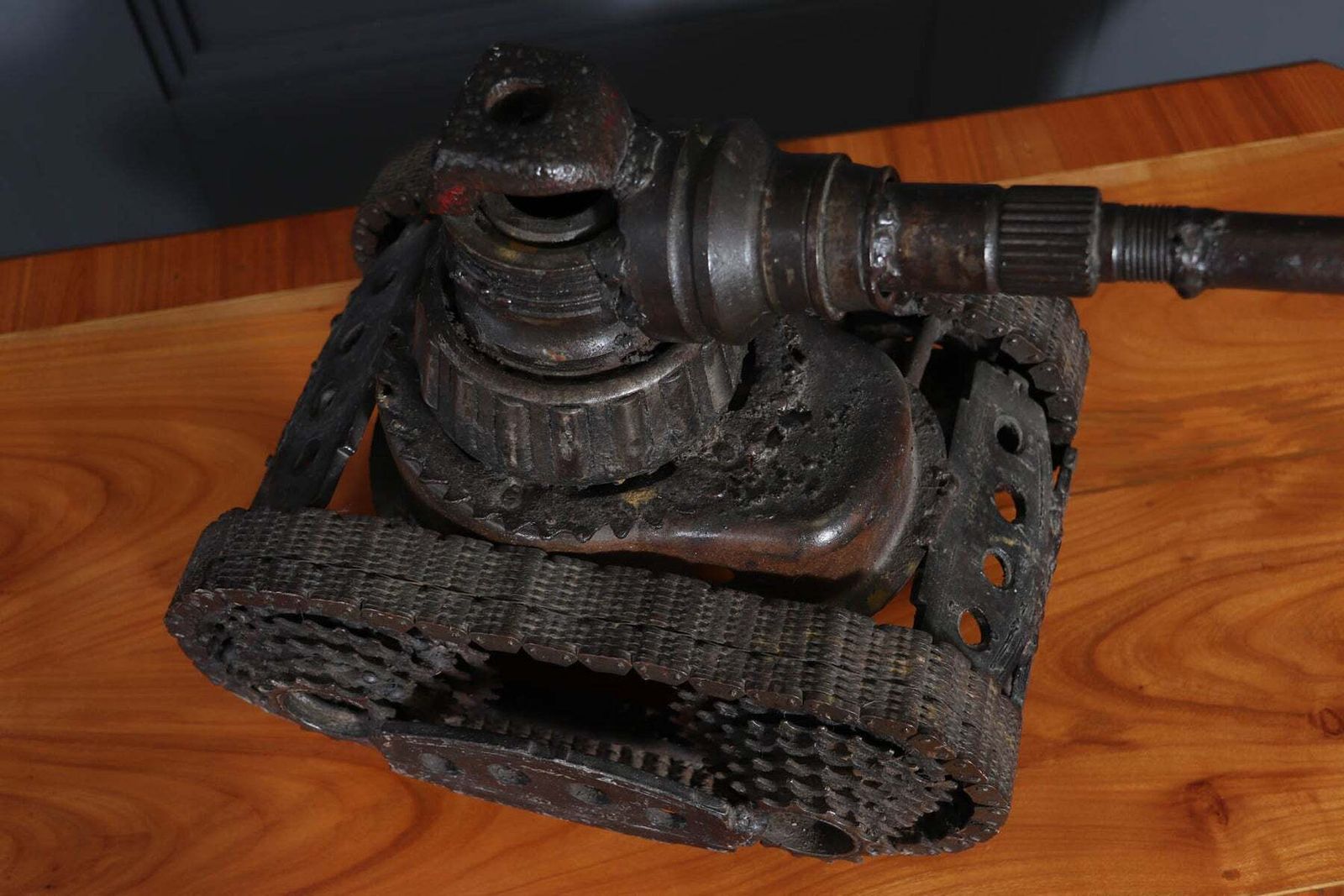 Metal Art Of A Tank C1970, 1970s photo 520.0