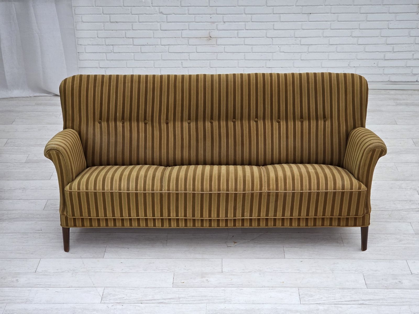 photo furniture 1960s, 3 Seater Danish Sofa, Green Furniture Wool, Original Condition.