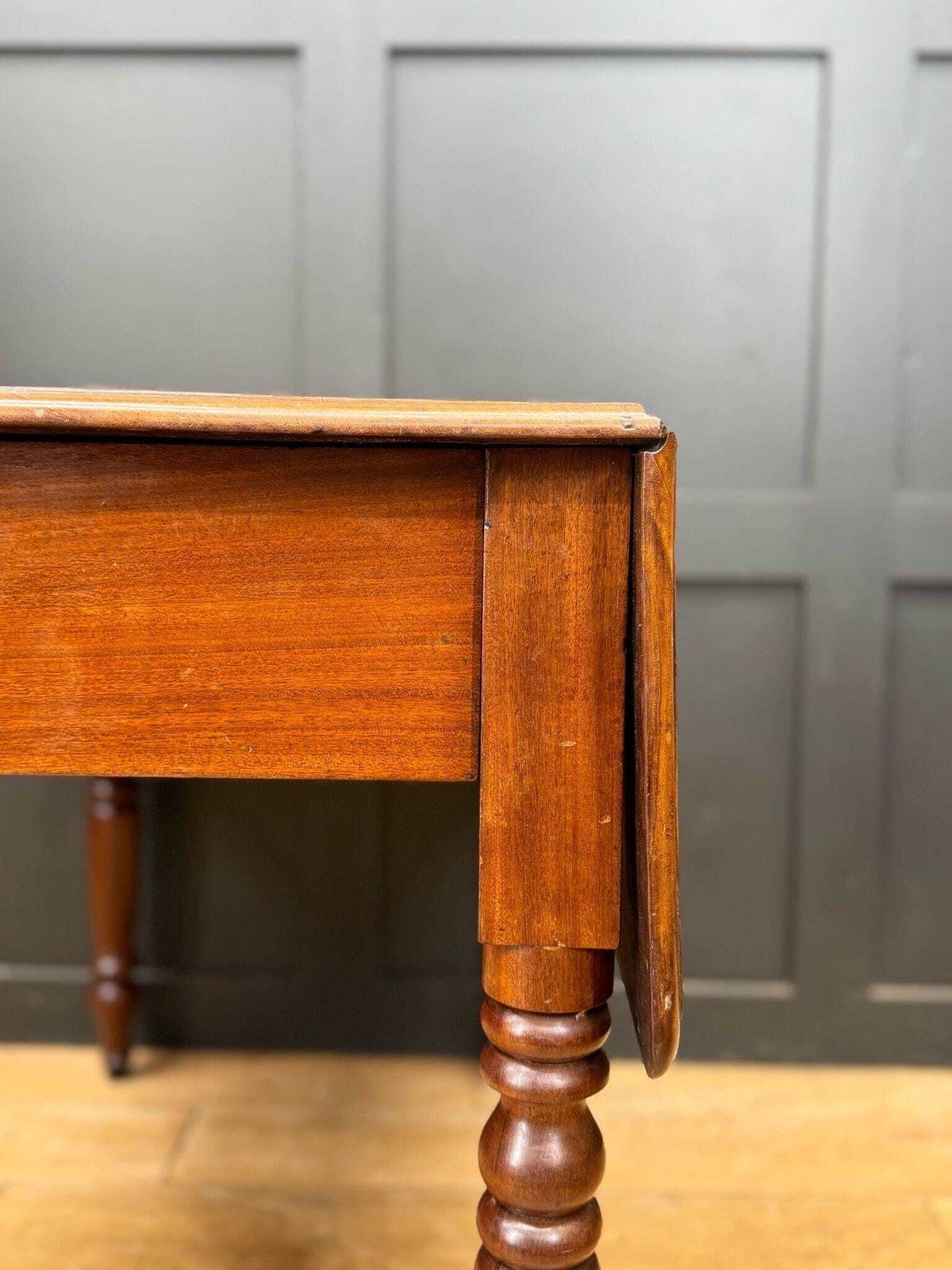 Antique Extending Mahogany Pembroke Table / Drop Leaf Sideboard With Drawer photo Furniture