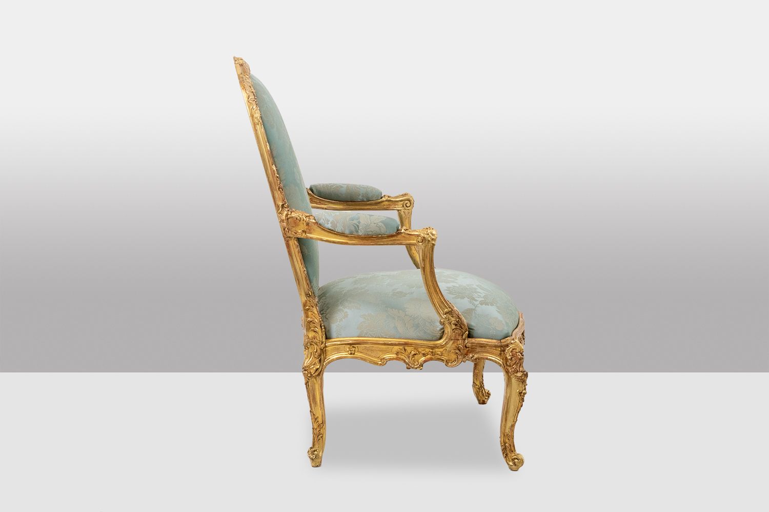 14300.0 Louis XV Style Living Room With Gilded Wood Frame. Circa 1880. photo