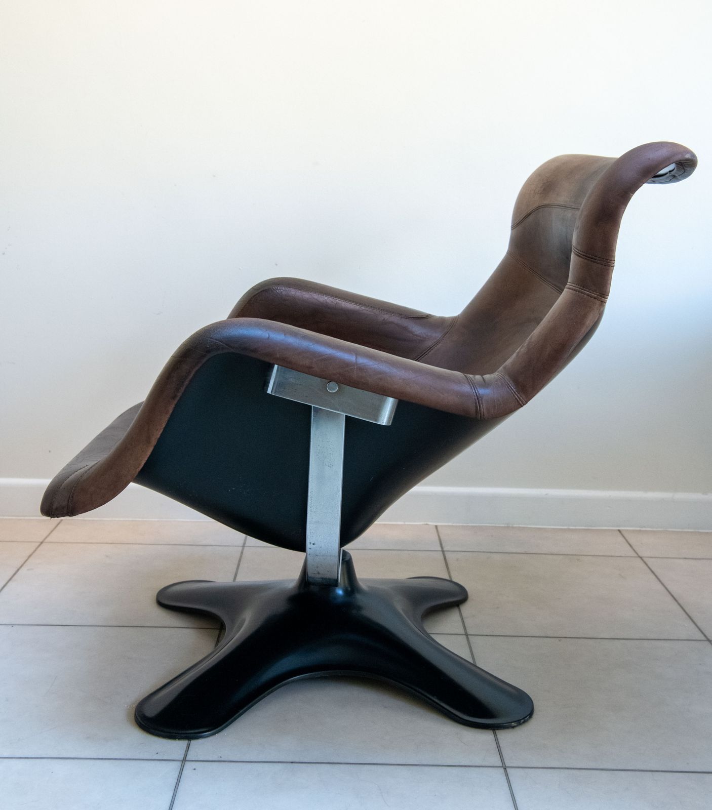 photo vintage Karuselli Lounge Chair Designed By Yrjö Kukkapuro (Finnish C 1975)