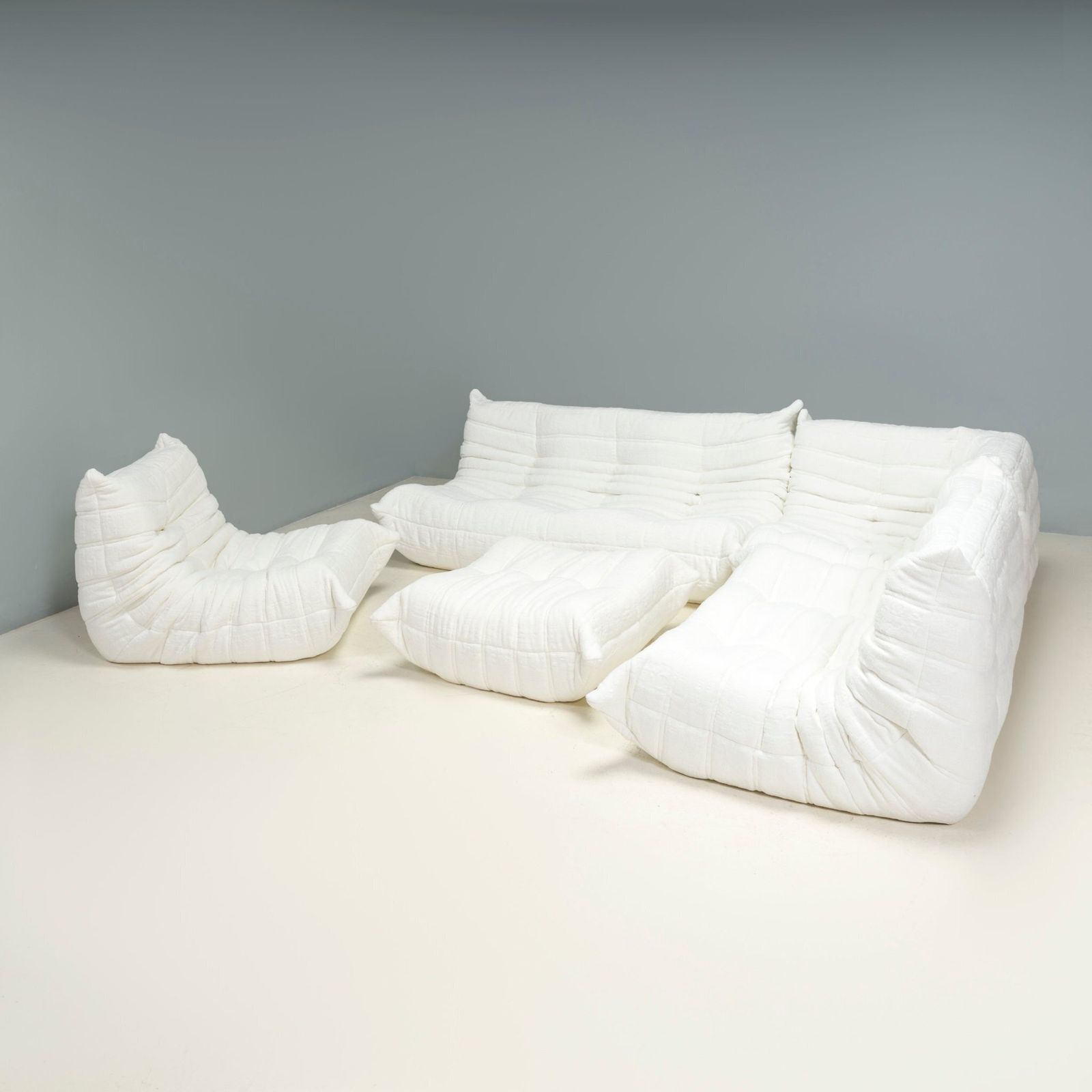 Ligne Roset By Michel Ducaroy Togo White Bouclé Modular Sofa, Set Of Five photo vinterior