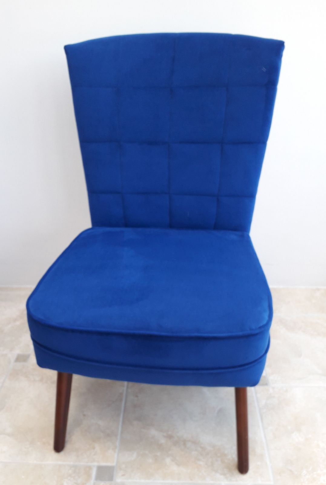 Vintage Mid Century Newly Re Upholstered Cocktail Nursing Bedroom Lounge Chair photo for sale