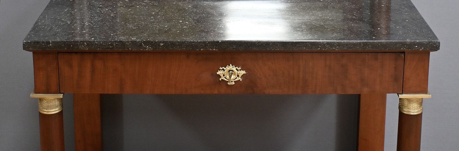 photo furniture Mahogany Dressing Table, Empire Period – Early 19th Century