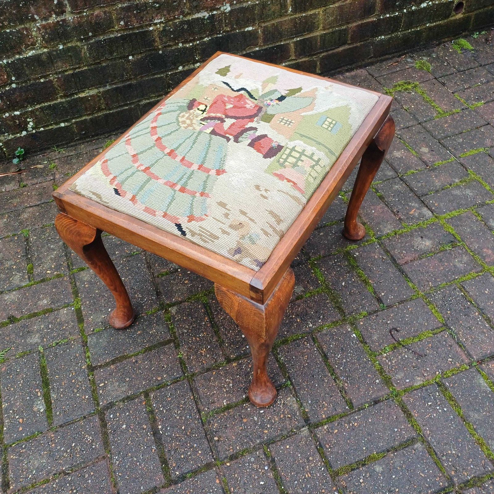 Vintage Chippendale Revival Wooden Stool With Cabriole Legs, Needlepoint Seat, Tapestry Mahogany Frame   Excellent Stool Mid Century Replica