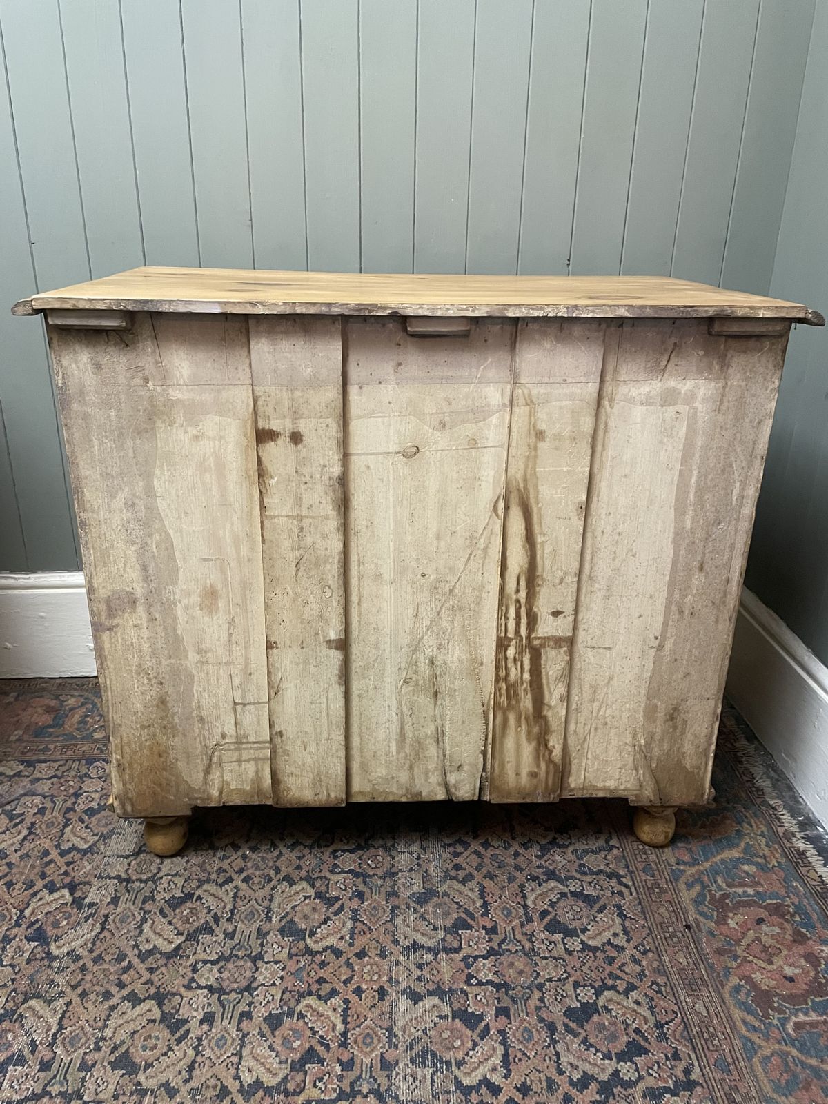 photo vintage Victorian Waxed Pine Chest Of Drawers