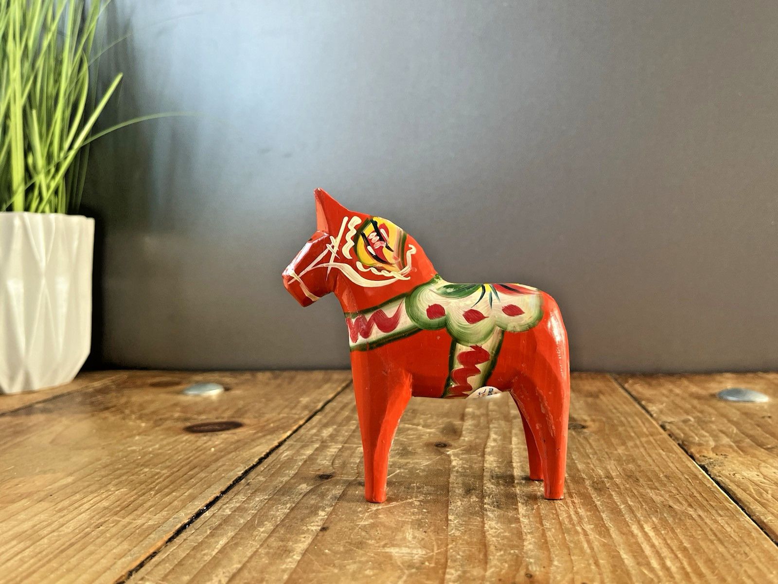 4" Vintage Red Swedish Nils Olsson Folk Art Dala Horse Dalahemslojd Dalahast