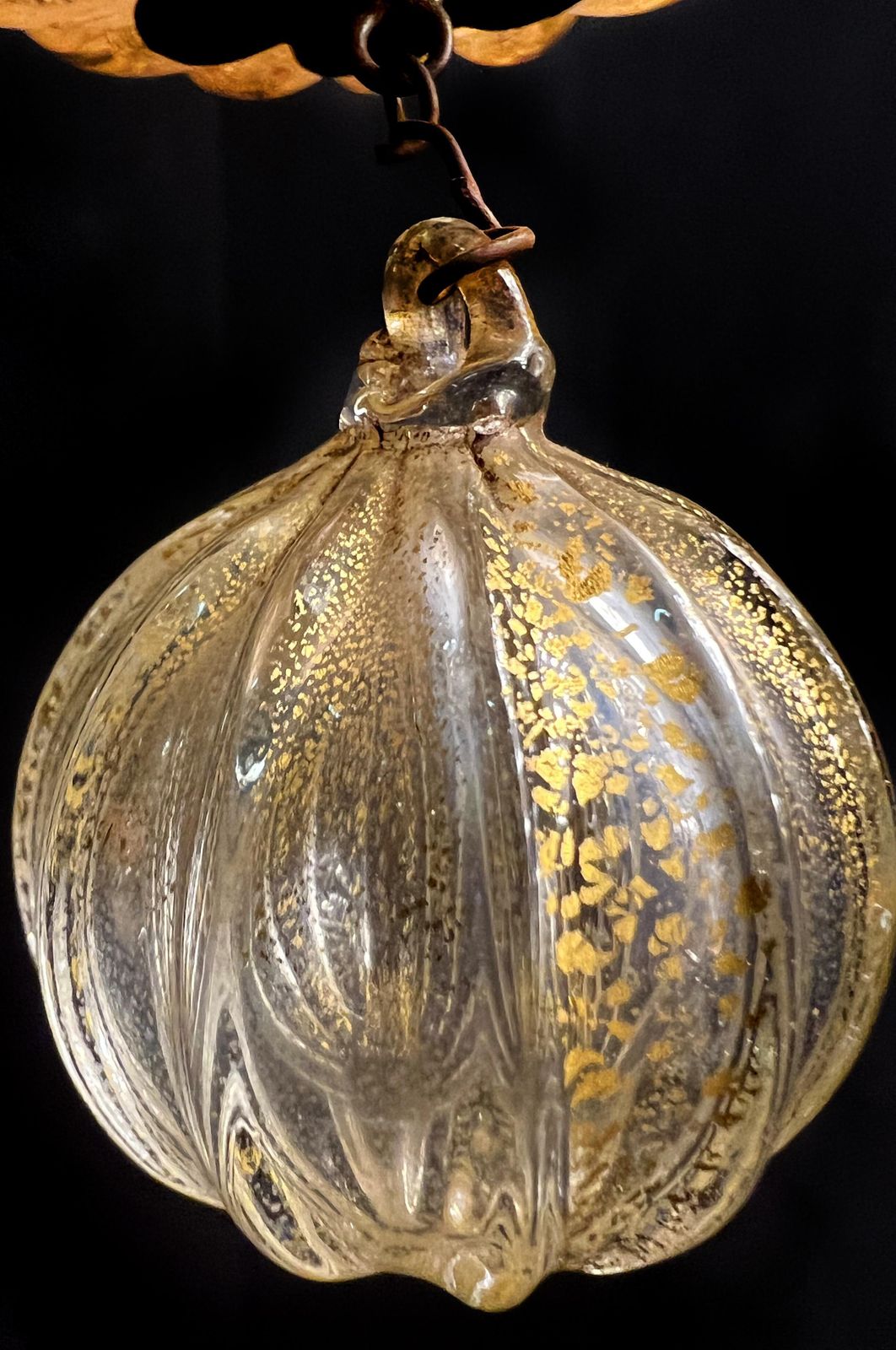 photo furniture Italian Chandelier Gold Inclusion By Barovier & Toso, Murano, 1940s