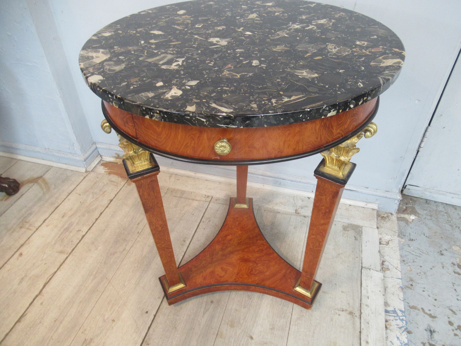 photo for sale Round Marble Top     Lamp Table