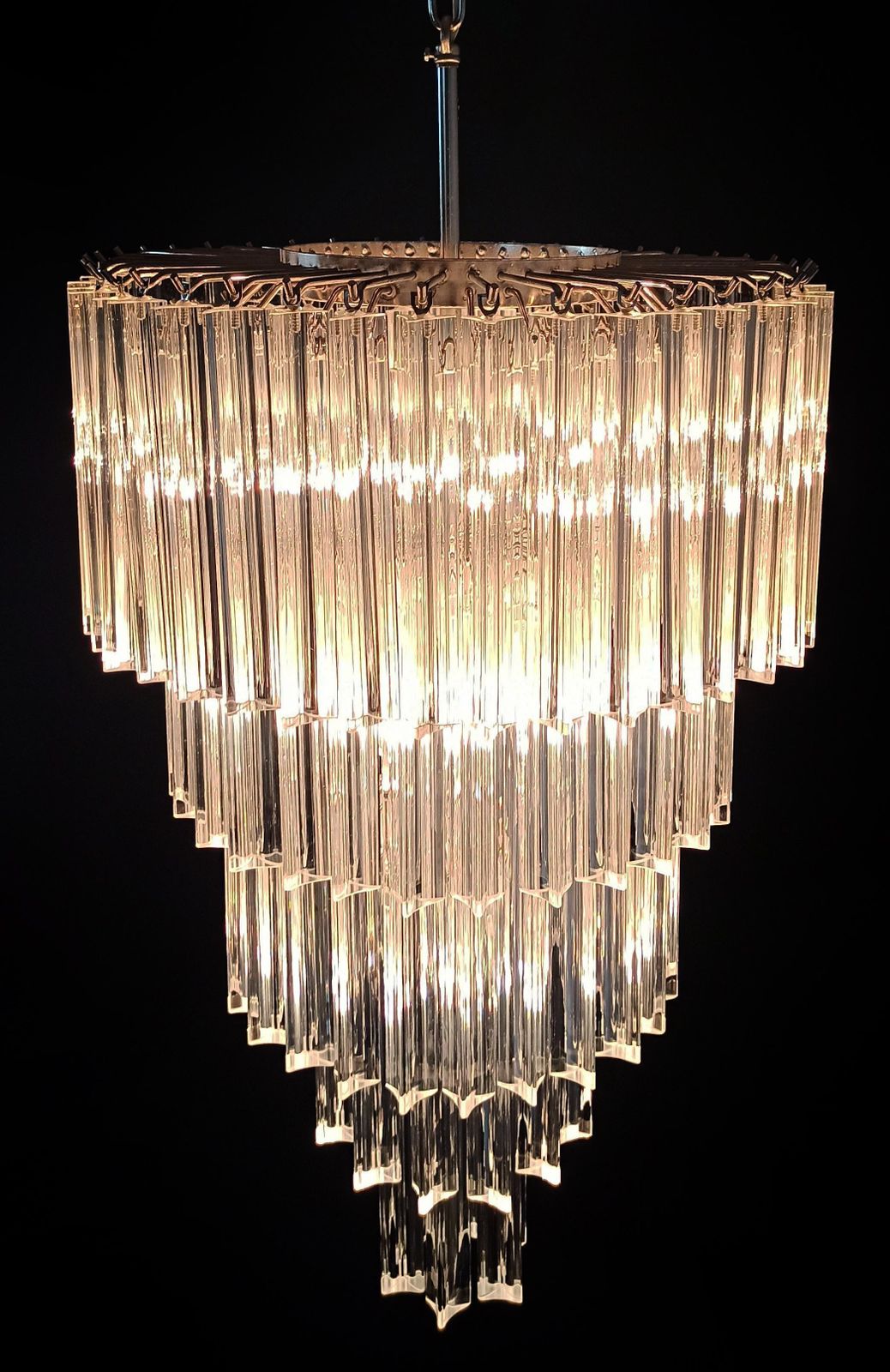 photo furniture Beautiful Murano Glass Chandeliers   111 Transparent Triedri