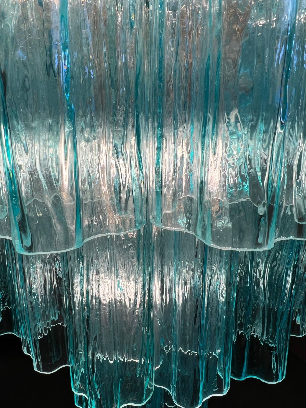 photo furniture Elegant Italian Blue Chandelier By Valentina Planta, Murano