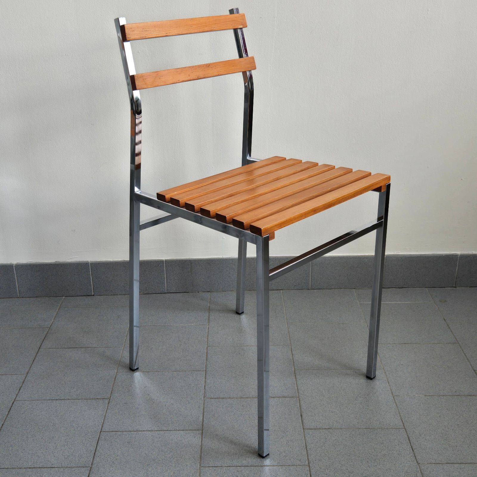 Vintage Jaren 1960 Pin & Metaal Chroom 60s Dlg Charlotte Perriand Stoelen – Set Van 4 photo Meubels