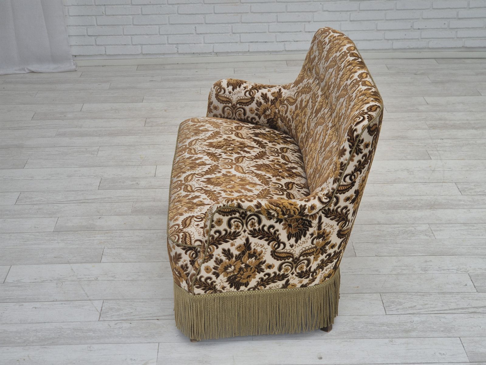 photo vintage 1960s, Danish 2 Seater Sofa, Brown/Beige Furniture Fabric, Ash Wood Legs.