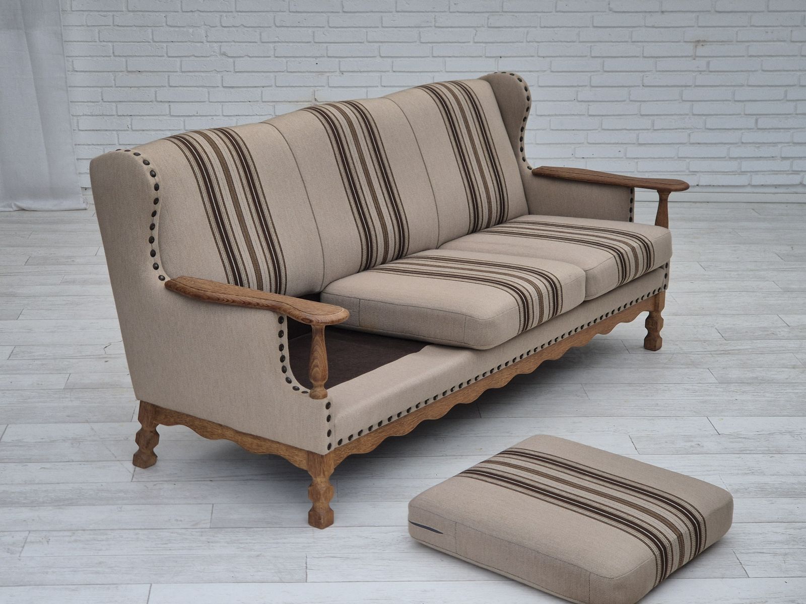 1970s, Danish 3 Seater Sofa, Furniture Wool Fabric, Oak Wood, Original Condition. photo vintage