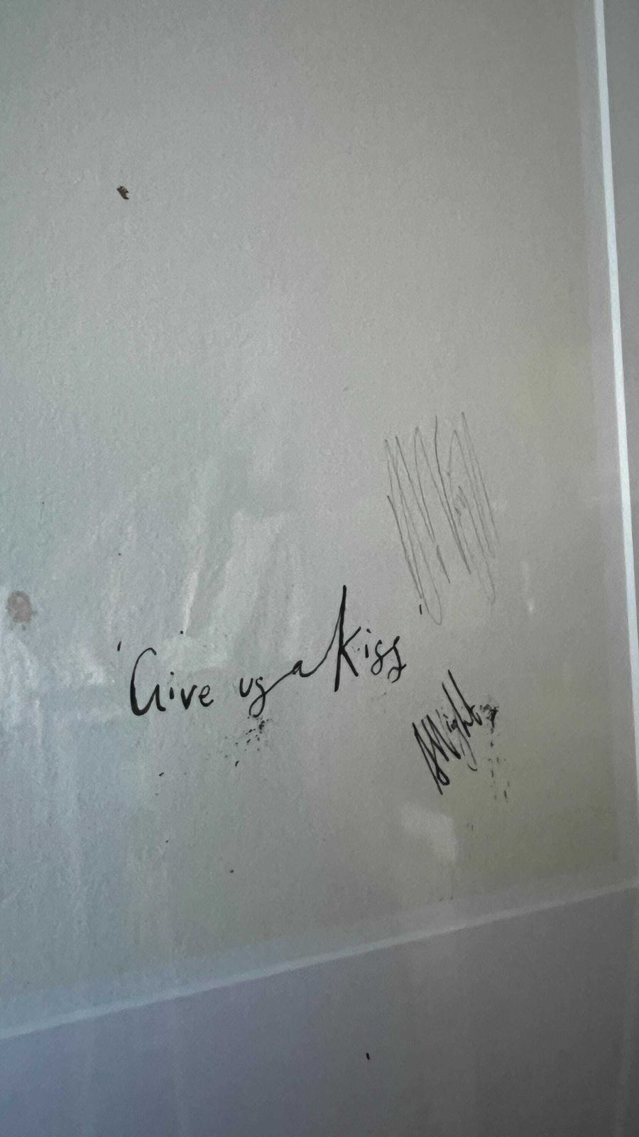 Large Signed And Framed Giclee Print Of "Give Us A Kiss" Painting By Anna Wright photo 179.0