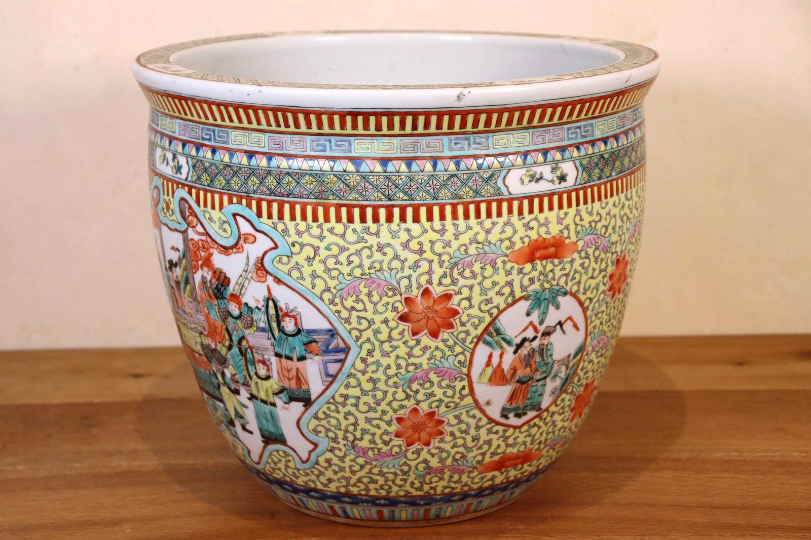 Chinese Porcelain Fishbowl , Aquarium , Or Plantstand In Typical Famille Jaune Decoration (St.216) photo for sale