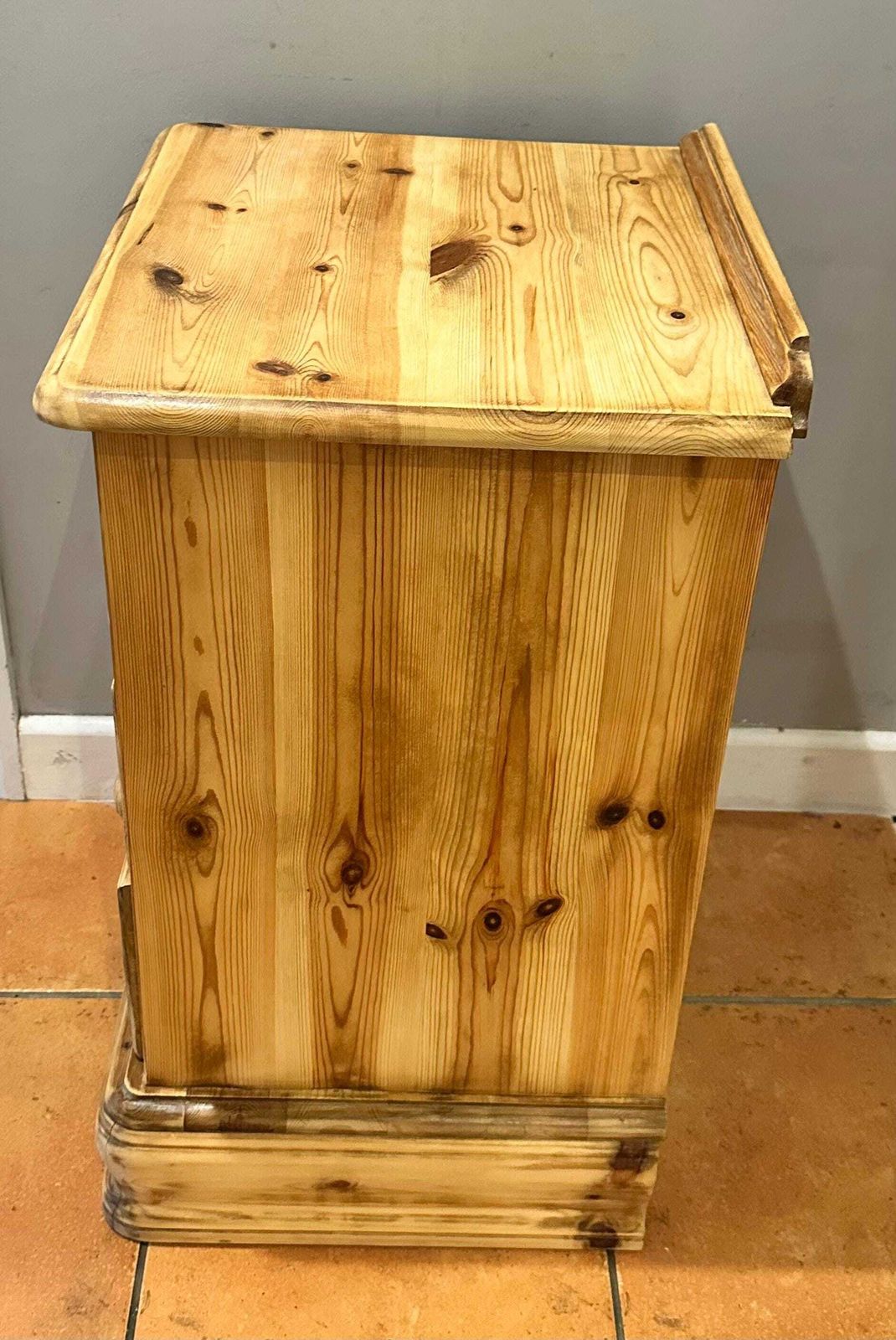 Vintage Natural Stripped Pine 3 Drawer Chest Of Drawers Bedside Table Nightstand photo buy
