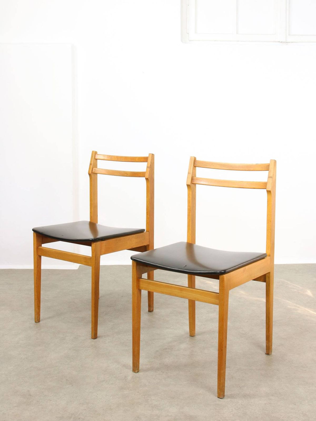 Vintage Chairs In The Style Of Gio Ponti, 1970, Set Of 4 photo 1262.0