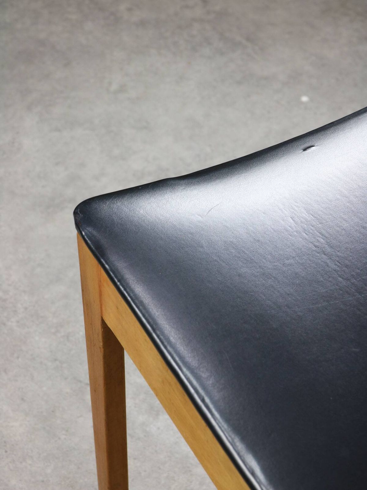 photo for sale Vintage Chairs In The Style Of Gio Ponti, 1970, Set Of 4