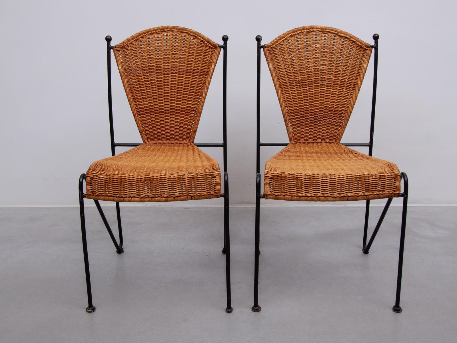 Indoor, Outdoor Chairs By Pipsan Saarinen Swanson, 1970s, Two Arm Chairs photo vintage