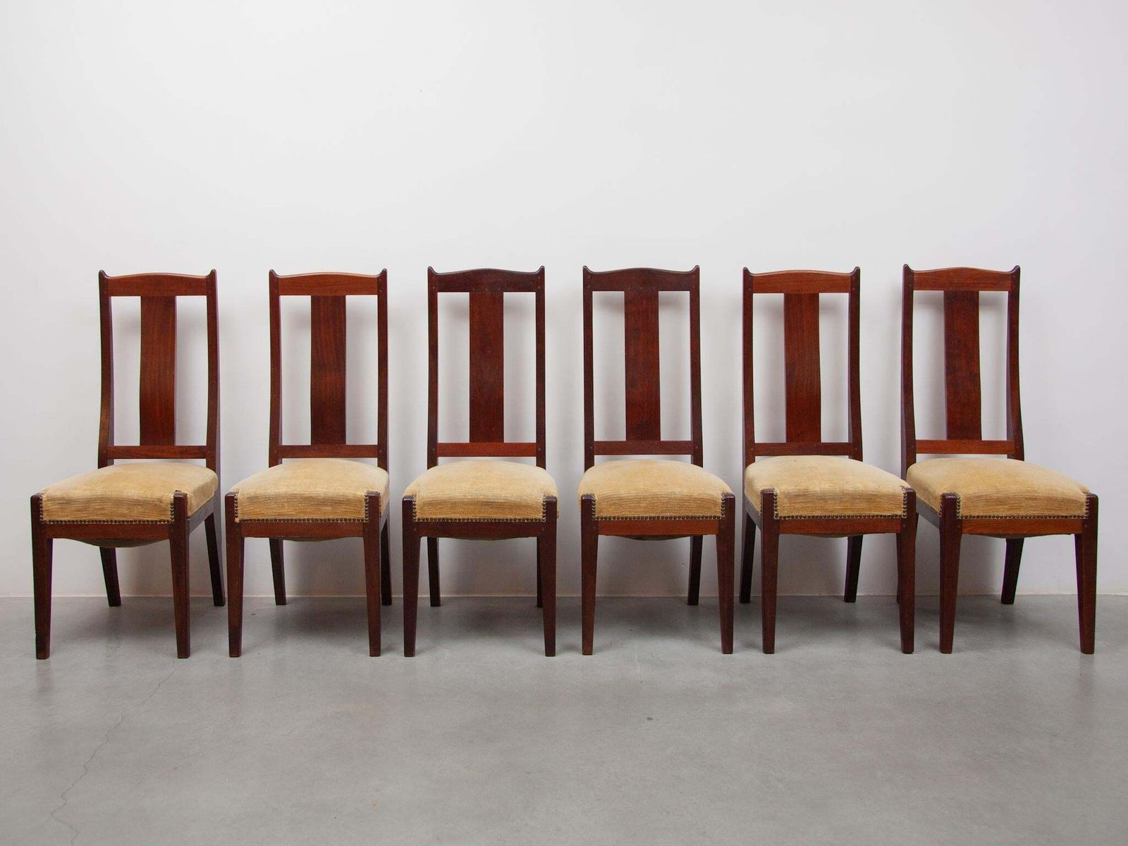 photo vintage Arts And Crafts Amsterdamse School Set Of Six Chairs By Jac. Van Den Bosch, 1909