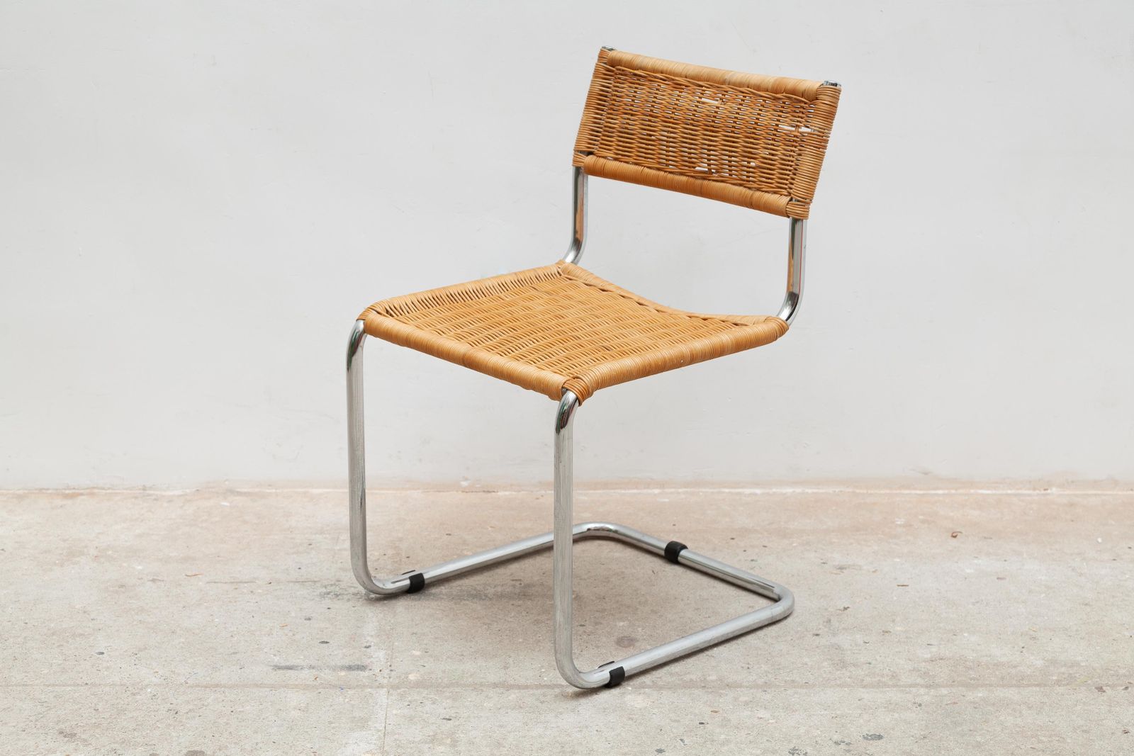 Set Of Two Bauhaus Cantilever Chrome Woven Rattan Side Chairs 1960s Italy photo for sale