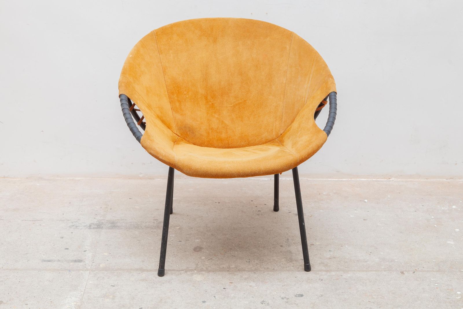 Pair Of Yellow And Red Natural Suede Leather Lounge Fifties Chairs By Hans Olsen photo buy