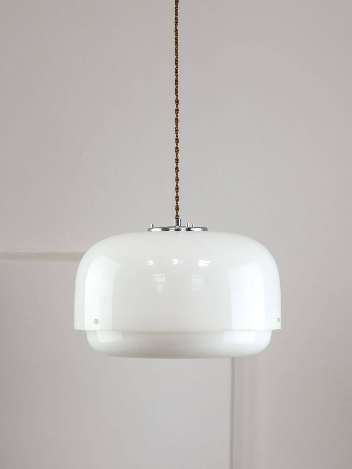 Italian White Medusa Pendant Lamp By Luigi Massoni For Guzzini, 1970s photo vintage